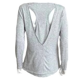 Athleta Luxe Cut Out Pose Long Sleeve Gray Top Size L